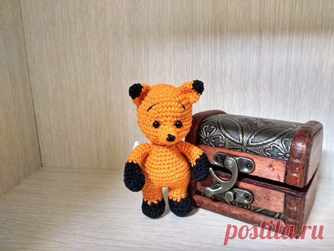 PDF Лисёнок крючком. FREE crochet pattern; Аmigurumi animal patterns. Амигуруми схемы и описания на русском. Вязаные игрушки и поделки своими руками #amimore - Лиса, лисица, маленький лисёнок, лисичка.