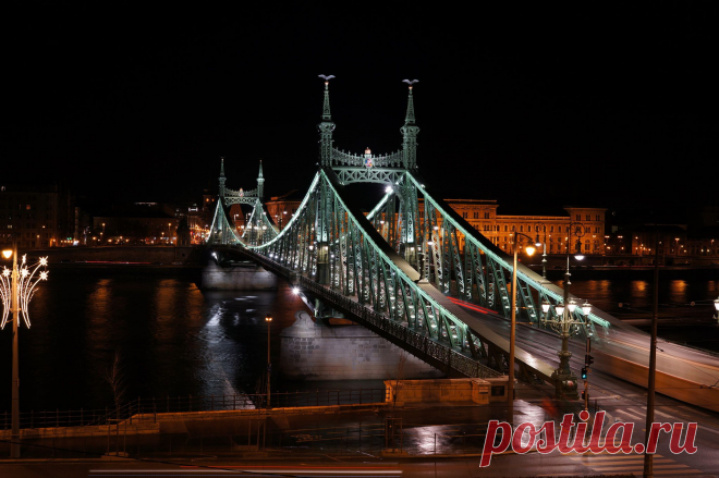 Liberty Bridge, Budapest (1896) by Econ-click / 500px