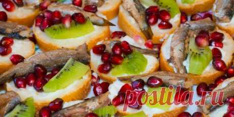 8 вкусных бутербродов со шпротами, которые станут вашими любимыми