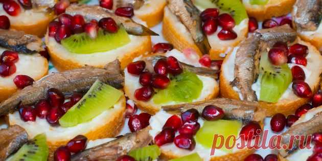 8 вкусных бутербродов со шпротами, которые станут вашими любимыми