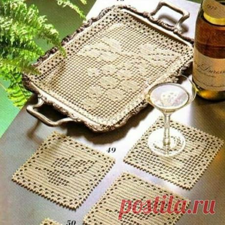 Подставки под бокалы крючком.