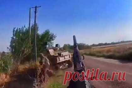 Российские военные сбили дрон ВСУ из винтовки и попали на видео