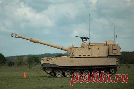 Италия передала Украине около 20 самоходок M109L. Италия передала Киеву около 20 самоходных артиллерийских установок M109L. Состав с техникой прошел 15 апреля через вокзал северного города Удине. Пассажиры позже опубликовали в соцсетях видео, на котором гаубицы на гусеницах проезжают мимо станции на железнодорожных платформах.