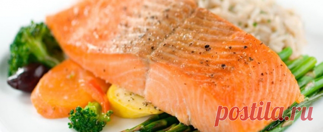 Рыба. Вкусная и полезная. Тем кто не знает, скажу, что рыба очень помогает при активном образе жизни. Понижает утомляемость и даёт целый набор витаминов, список которых не умещается в 500 букв. Основные: йод, фосфор, калий, магний,  медь, железо, цинк, марганцец (В1, В2, В6, В12), витамин РР, Н, в незначительных количествах витамин С, а также жирорастворимые витамины А и D. Еще малибден и кобальт, ножам они улучшают режущие свойства. Так, что будешь резким, лёгкий на подъём, светиться в темноте.