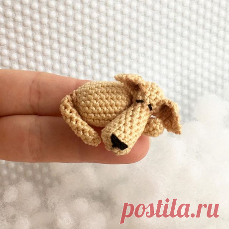 🙋🏼‍♀️👋🏻Год собаки наступает?! Ждём ‘с!!!🐶. #амигуруми #ami_elena #crocheting #weamiguru #weamigurumi #weamigurumilove #dog #miniature #minidog #mimimi #newyear #amigurumitoy #1_handmade #our_golden_hands #master_of_his_craft #ручная_работа #hangmade杭的手作