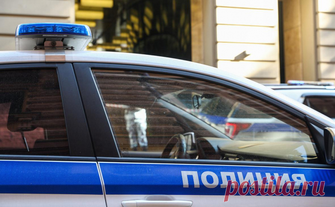 Вооруженный мужчина ограбил банк в Новосибирске на ₽9,5 млн. В Центральном районе Новосибирска мужчина ограбил банк, сообщает ГУ МВД России по Новосибирской области.