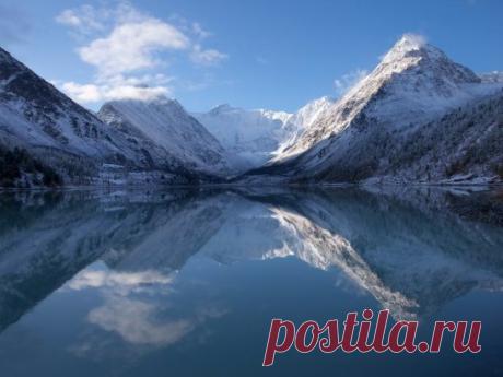 Зазеркалье.
Аккемское озеро.
Фото: Елена Арсентьева