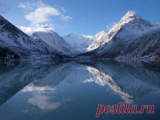 Зазеркалье.
Аккемское озеро.
Фото: Елена Арсентьева