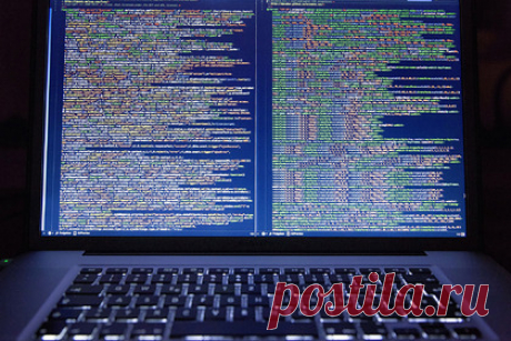 Стали известны масштабы фишинговой угрозы для россиян. Аналитики ESET выяснили, что ежедневно по всему миру блокируются около 500 тысяч сайтов, которые задействованы в фишинговых и других мошеннических операциях. При этом значительная часть таких ресурсов приходится на Россию — 11,4 процента. По масштабам фишинговой угрозы Россия заняла первое место в мире.