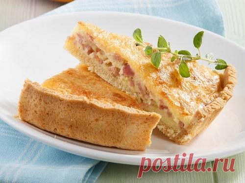 Пирог с сыром и копченостями. Рецепт