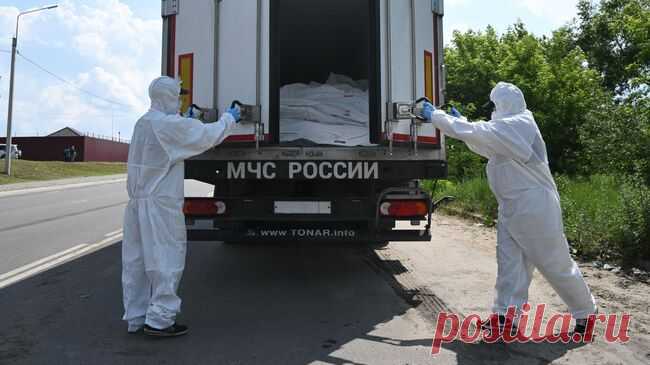 Захарова назвала отказ Киева забрать тела военных позором