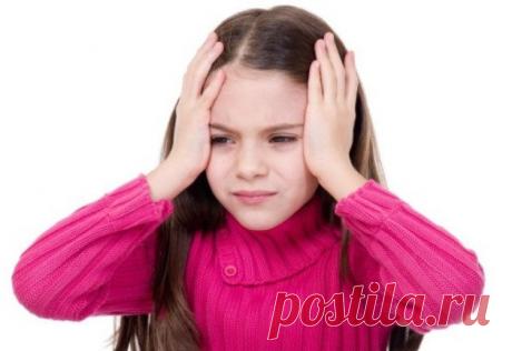 Если болит голова: когда необходимо вести ребёнка к неврологу? Считается, что голова может болеть только у взрослых. Это ведь у них полным-полно забот и хлопот. На самом деле от такой проблемы часто страдают и дети. Как им помочь?