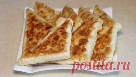 Беру лаваш, начинку и через 15 минут вкуснейшие пирожки готовы.