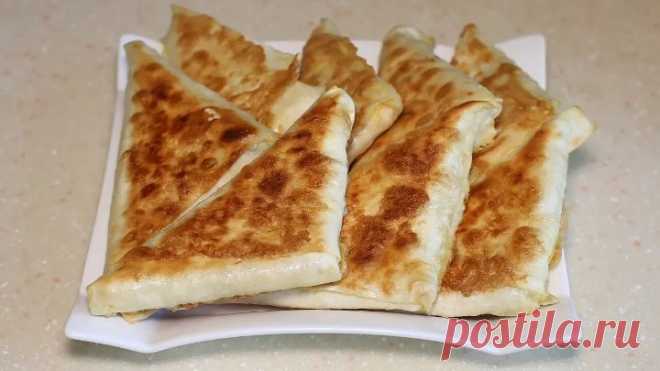 Беру лаваш, начинку и через 15 минут вкуснейшие пирожки готовы.