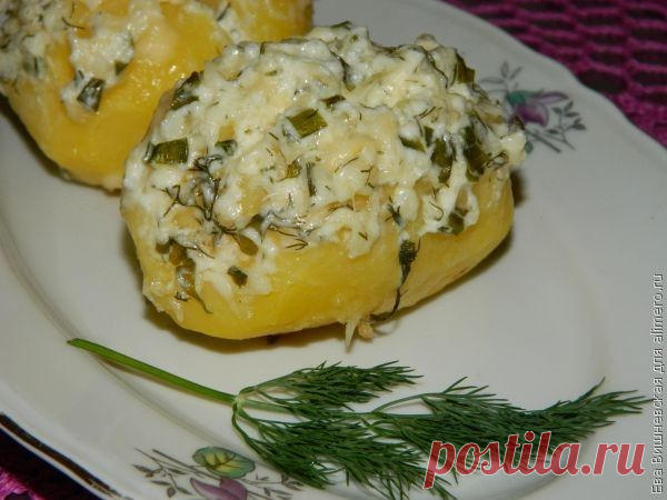 Запеченный фаршированный картофель
