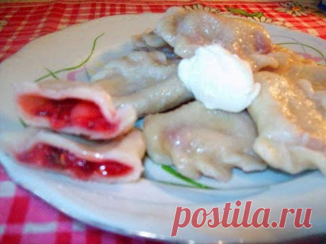 Вареники с клубникой