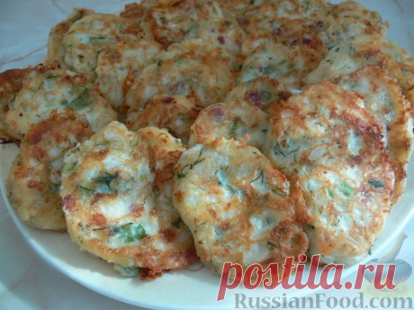 Оладьи с колбасой, луком и сыром на RussianFood.com
