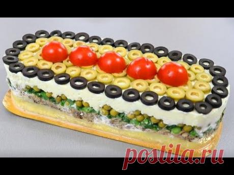 Ингредиенты: отваренный картофель отваренные яйца зеленый лук шпроты зеленый горошек майонез оливки черные и зеленые томаты черри ВСЕ ПРОДУКТЫ ИНТУИТИВНО