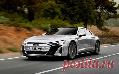 Электрический Audi e-tron GT 2025