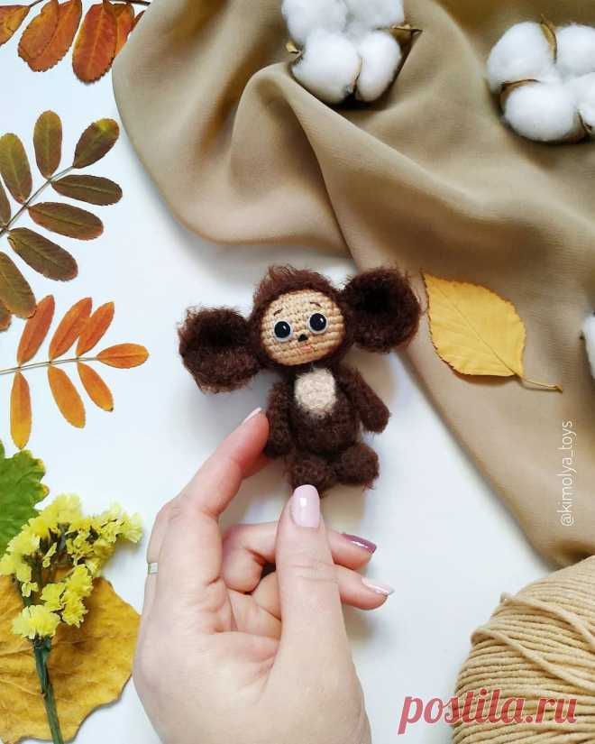 PDF Чебурашка крючком. FREE crochet pattern; Аmigurumi doll patterns. Амигуруми схемы и описания на русском. Вязаные игрушки и поделки своими руками #amimore - Чебурашка из детского мультфильма Крокодил Гена и его друзья.