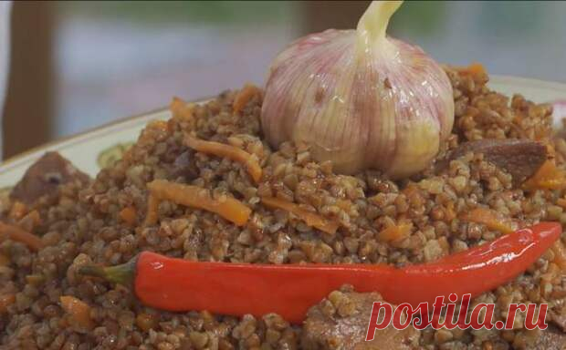Плов из гречки с мясом в казане - Будет вкусно - 25 марта - 43939342533 - Медиаплатформа МирТесен Готовим с Ханкишиев Сталик плов из гречки с мясом в казане рецепт. Ну полюбуйтесь, какое красивое мясо. Самое время отправлять морковку. Вах, как закипело! О, а здесь-то чем так пахнет? А лук-то уже готов. Супер! Вот такой смайлик. Я еще не видел ни одного ролика про плов в YouTube, под которым не - 25 марта - 43939342533 - Медиаплатформа МирТесен
