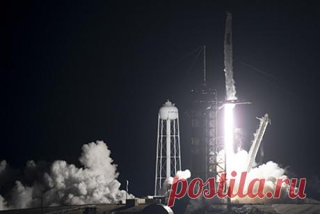 Корабль Crew Dragon с астронавтами пристыковался к МКС. Корабль Crew Dragon американской компании SpaceX с четырьмя астронавтами на борту стартовал к Международной комической станции (МКС). Трансляция ведется на сайте Национального управления США по аэронавтике и исследованию космического пространства (NASA).