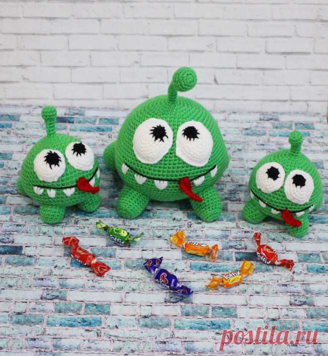 PDF Ам Ням. FREE amigurumi crochet pattern. Бесплатный мастер-класс, схема и описание для вязания игрушки амигуруми крючком. Вяжем игрушки своими руками! Приключения Ам Няма, Истории Ам Няма, Om Nom Stories, Cut the Rope. #амигуруми #amigurumi #amigurumidoll #amigurumipattern #freepattern #freecrochetpatterns #crochetpattern #crochetdoll #crochettutorial #patternsforcrochet #вязание #вязаниекрючком #handmadedoll #рукоделие #ручнаяработа #pattern #tutorial #häkeln #amigurumis