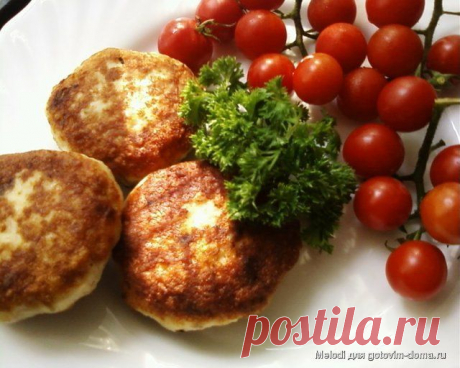Котлетки куриные с мускатным орехом, молоком и жареным луком | Четыре вкуса