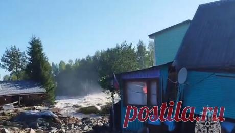В Карелии выросло число пропавших без вести после ЧП на ББК. Глава Сегежского муниципального округа Марина Гусева сообщила, что число пропавших без вести после размыва перемычки между шлюзами Беломорско-Балтийского канала (ББК) достигло семи. Ее слова передает ТАСС. &quot;Без вести пропавшими ...