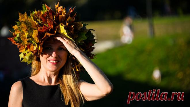 Синоптик рассказал, что помешает бабьегму лету в Центральной России. На выходных в середине октября в Центральной России синоптики прогнозируют теплую погоду с температурными нормами сентября. Но из-за дождей бабьего лета ждать не стоит, заявил РИА Новости научный руководитель Гидрометцентра России Роман ...