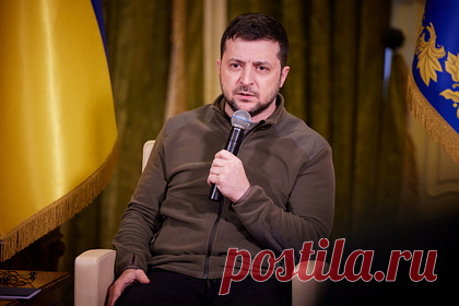 Зеленский предложил место встречи для переговоров с Россией. Президент Украины Владимир Зеленский заявил о своей готовности начать переговоры с российской стороной в Иерусалиме. Такое место встречи украинский лидер предложил в разговоре с премьер-министром Израиля Нафтали Беннетом. Зеленский также предложил своему израильского коллеге провести переговоры Украины и России.