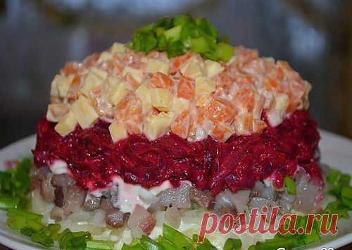 Салат простой и вкусный.