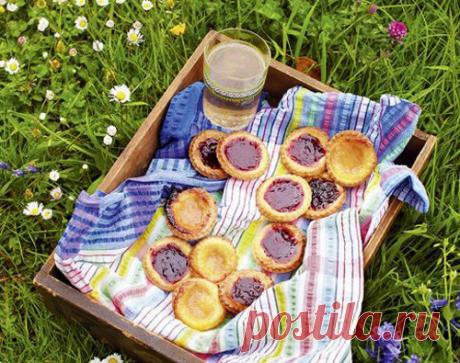 Рецепт кексов с начинкой &quot;РАДУГА&quot;! - Рецепты к 8 Марта! | Рецепты Джейми Оливера