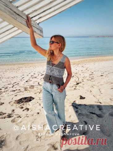 Топ "Голубой цветок" от "Aisha Creative" - МК - Вязание крючком Пряжа Лён 100%250м в 100граммРасход на 42-44 размер 170 граммКрючок 4Длина топа 48 см,высота проймы 22,5 см,ширина топа 45 смВарёная льняная пряжа 250\100, Hempus