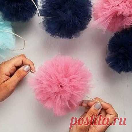 Image may contain: one or more people