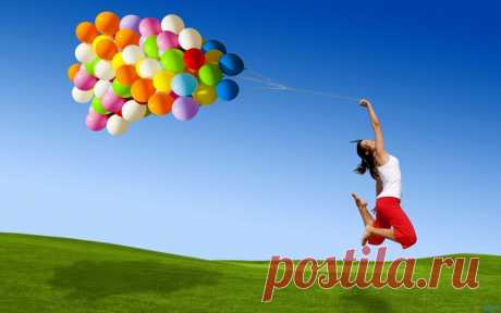 Если Вы хорошо разбираетесь в какой-то определенной области (например, специалист в фотошоп), Вы можете с легкостью обучать этому людей и при этом хорошо зарабатывать. 
Для этого Вам необходимо всего лишь записать обучающее видео, выложить его на YouTube и монетизировать.
Как сделать такое видео? Уверена, Вам понравится программа, записывающая видео с экрана компьютера