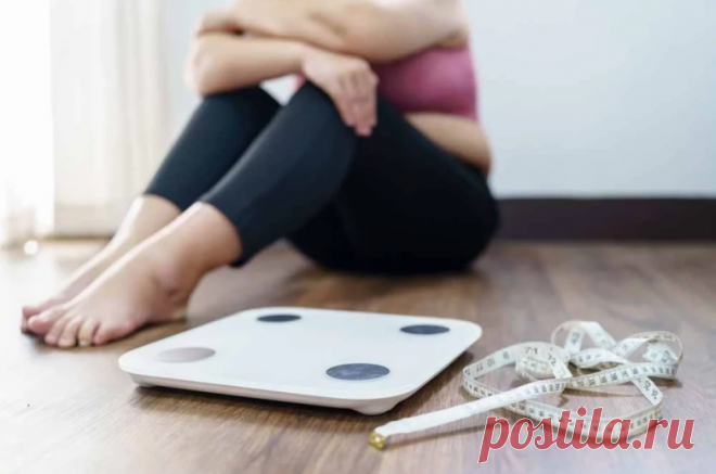 Как рассчитать свой нормальный вес? Врач-кардиолог Андрей Кондрахин в разговоре с aif.ru объяснил, как правильно рассчитать свой нормальный вес. Специалист отметил, что для этого используется определенная формула.