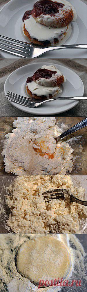 Рецепт простых вкусных диетических пышных домашних сырников из творога | Люблю Покушать