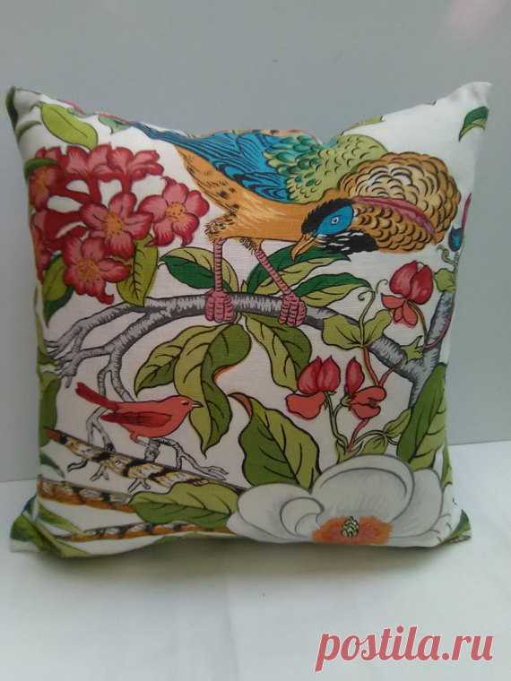 Brentano y Crayford impresión Imperial de faisán de GP & J BAKER cubre almohada fundas de colchón Crayford Print Collection es un maravillosamente diversos tesoros del GP y archivo J Baker han proporcionado la inspiración para esta colección excepcional. Estos documentos históricos únicos han sido dado una nueva interpretación dando por resultado una deslumbrante colección de papeles en muy diferentes escalas.  La paleta sigue sumando a su rica narrativa con la introducció...