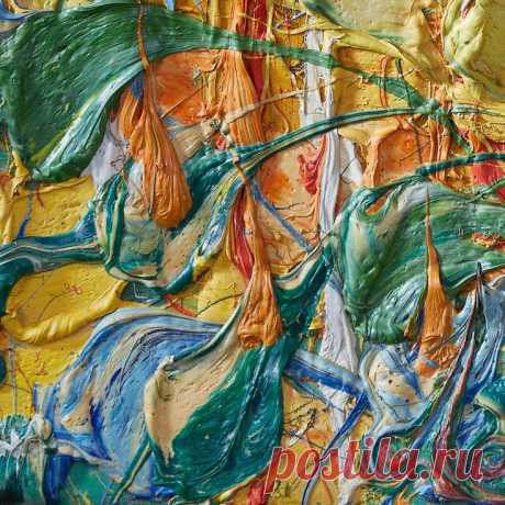 Масло, холст 120 см 100 см Пейзаж ”Сосны. Время и бытие” я писала на пленэре. Я решала задачу: передать движение на картине крупными энергичными мазками, запечатлеть в своей манере дух леса, золотые сосны, качающиеся на ветру. В тот день я была околдована соснами. В таком месте невольно задумываешься о жизни и о времени. Екатерина Лебедева художник