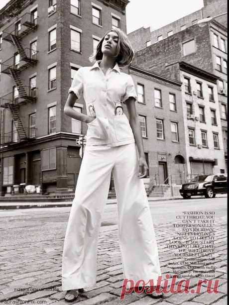 Джордан Данн на обложке Vogue UK, февраль