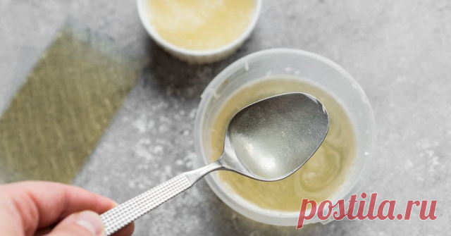 Желатин - морщин не будет!  
 
(От себя: первой у меня в салоне здоровья эту маску сделала женщина 65-ти лет, мы аж ахнули глядя на её свежесть).