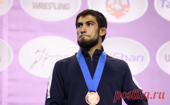 Последний из допущенных российских борцов отказался ехать на Олимпиаду. В ФСБР сообщили, что ситуация с участием Мамедова «прояснилась» — у него рецидив травмы и он уведомил МОК об отказе ехать в Париж. Он был единственным призером ЧМ среди допущенных на Игры и последним, кто отказался от участия