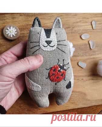 Идеи Аукционы Handmade Куклы в Instagram: «#doll#dolls#примитивнаякукла#игрушки#сделаноруками#ярмаркамастеров#идеи#handmade#primitivedoll#primitive#кукла#необычно#хэндмейд#ручнаяработа#куклы#прикольно#хендмейд#украшение#винтаж#чердачнаякукла#примитив#artdoll#artdolls#artwork…» 972 отметок «Нравится», 2 комментариев — Идеи Аукционы Handmade Куклы (@master_of_his_craft) в Instagram: «#doll#dolls#примитивнаякукла#игрушки#сделаноруками#ярмаркамастеров#идеи#handmade#primitivedo...
