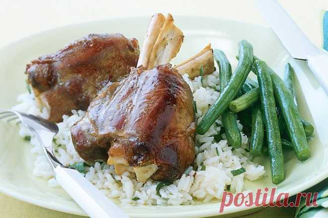 Soy and sherry lamb shanks with garlic rice