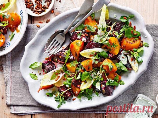 Молодо-зелено: 5 рецептов салатов со свежей зеленью