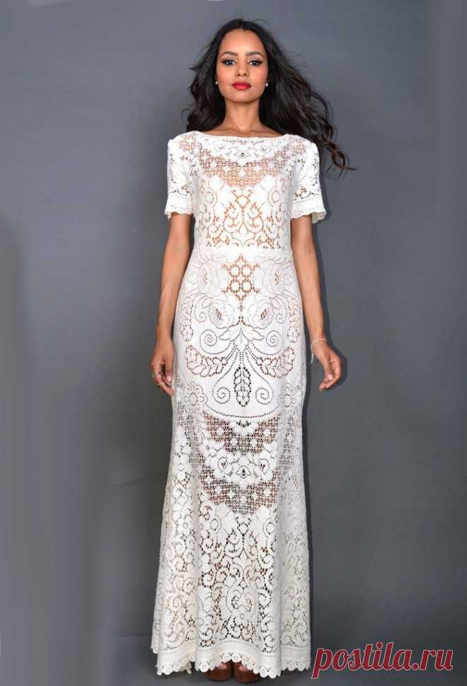 Lacy Pattern Maxi Dress - saldanavintage