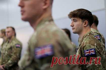 Британия отказалась ввести воинскую повинность на фоне риска конфликта с Россией. Великобритания отказалась вводить воинскую повинность на фоне обострения отношений с Россией и риска военного конфликта. «У британских вооруженных сил есть гордая традиция быть добровольными. Нет планов это менять», — заявил пресс-секретарь премьер-министра Великобритании Макс Блейн.