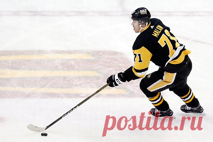 Гол Малкина принес «Питтсбургу» победу в матче НХЛ. «Питтсбург Пингвинс» со счетом 5:1 обыграл на выезде «Детройт Ред Уингс» в матче регулярного чемпионата НХЛ. Победу гостям принес гол российского форварда Евгения Малкина. Нападающий отличился на 53-й минуте матча. Малкин выступает в НХЛ с 2006 года и на протяжении всей карьеры играет за «Питтсбург».