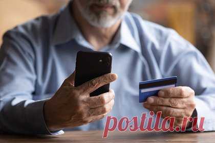 Названа новая уловка мошенников для ветеранов труда